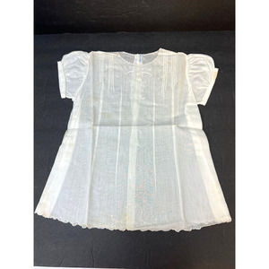 Vtg Infant Baby Dress Ivory Batiste Phillipines Hand Made Pintucked Embroidered